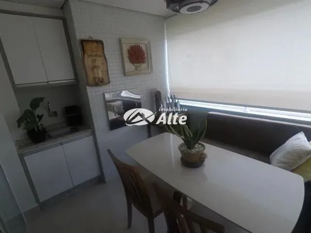 Imagem 2: Venda Apartamento com 3 dormitórios