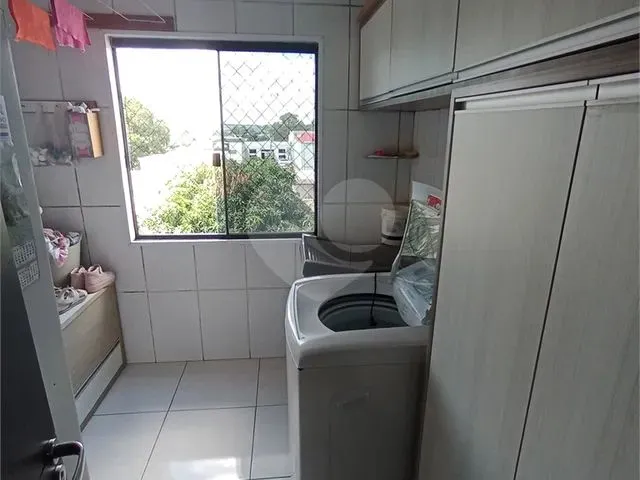 Imagem 6: Apartamento a Venda em Cascavel, Região do Lago, com Dois Quartos, Sendo 1 Suíte, 2