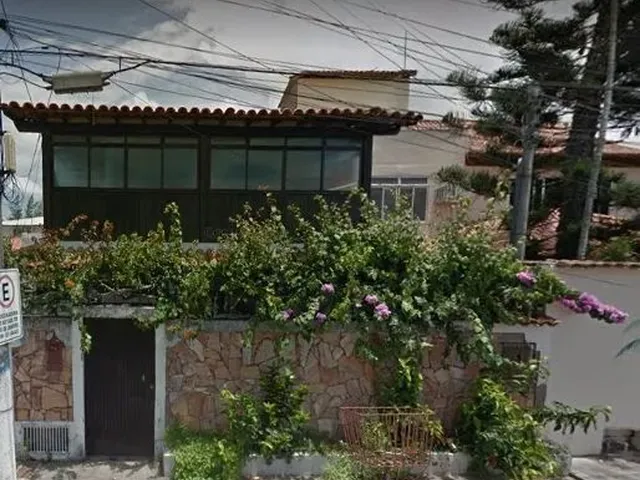 Imagem: Casa para Venda com 385 Metros Quadrados