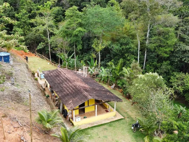 Imagem 11: Chácara com 1.500 m² à Venda em Guarapari/ES - Casa com Suíte, Nascente e Fácil