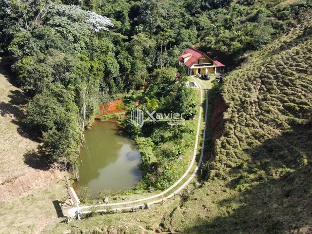 Imagem 12: Chácara com 10.000 m², chalé, piscina, lagoa com peixes e cachoeira - Alto Santa