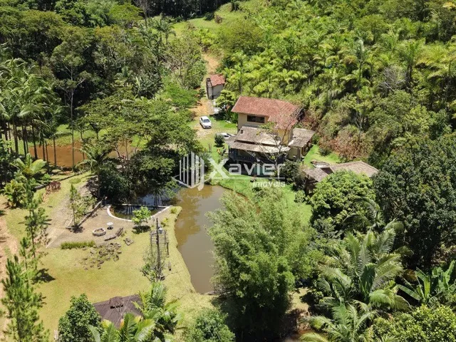 Imagem 14: Sítio à Venda com 30.000 m² em São Martinho, Alfredo Chaves-ES - Lagoas, Chalé