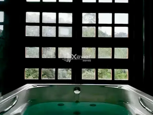 Imagem 4: Chácara à venda em Buenos Aires, Guarapari-ES: 1.600m², casa duplex moderna, piscina e