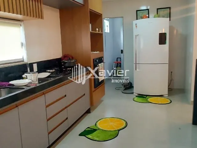 Imagem 10: Sítio de 2 Alqueires com Casa Nova, Piscina, Lagoa e Estrutura Completa em Reta Grande