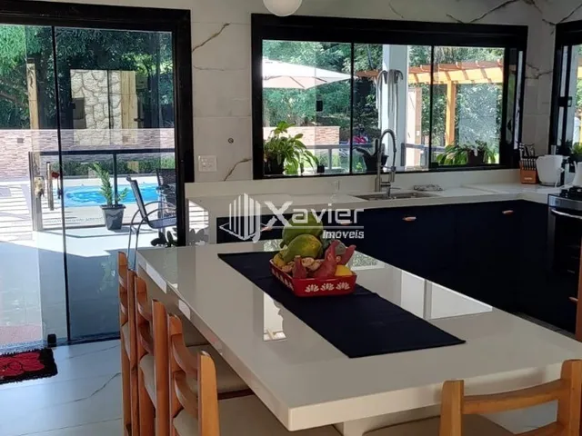 Imagem 1: Chácara com 5.000 m² à venda em Anchieta/ES com casa 3 quartos, piscina, lagoa, riacho