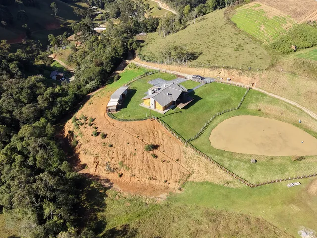 Imagem 3: Sítio Alto Padrão em Rancho Queimado
