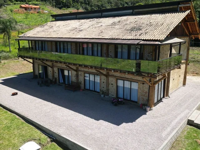 Imagem 13: ACEITA APARTAMENTO EM ITAPEMA NO NEGOCIO - Sítio com Pasto e Galpão em Tijucas