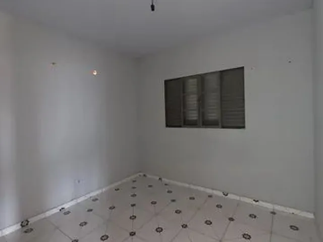 Imagem 7: Casa para Venda Possui 100 Metros Quadrados com 2 Quartos em São Sebastião - Cuiabá