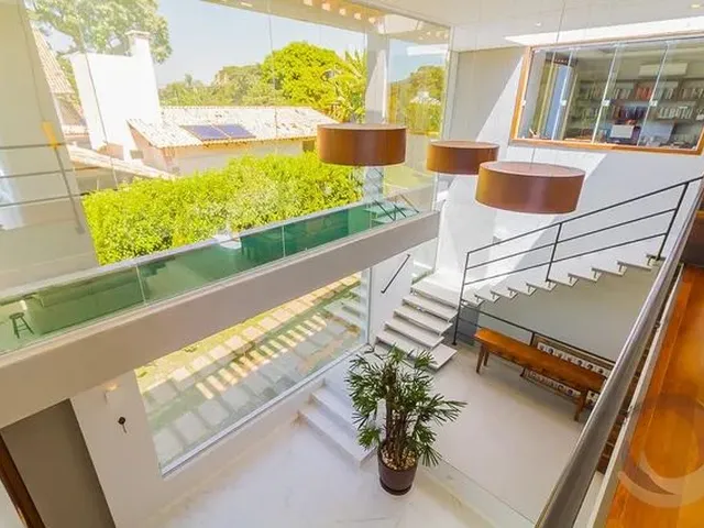 Imagem: Casa de Condomínio para Venda com 400 Metros