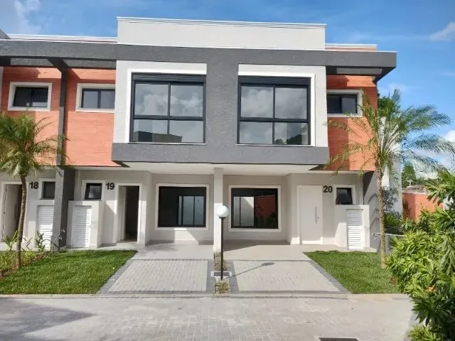 Imagem: A casa em condomínio possui 3 Dormitórios, 1 Suíte, 3