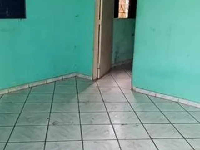 Imagem 12: Vendo Casa com Barracão em Goiânia