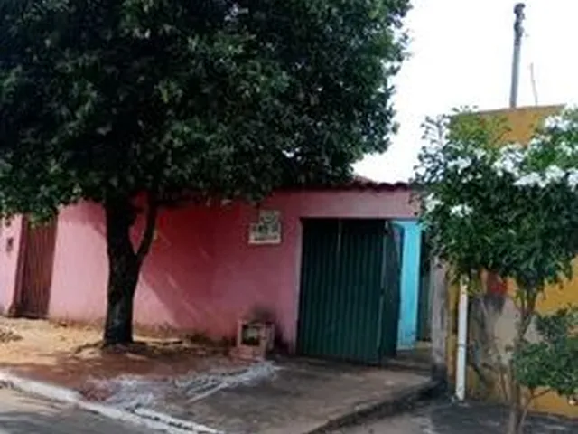 Imagem 11: Vendo Casa com Barracão em Goiânia
