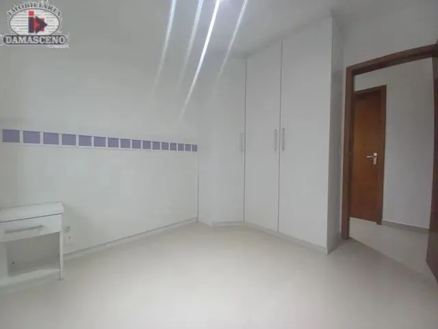 Imagem 16: Apartamento com 2 Quartos para Alugar por R$ 2000.00, 67.67 M2 - Reboucas - Curitiba/Pr