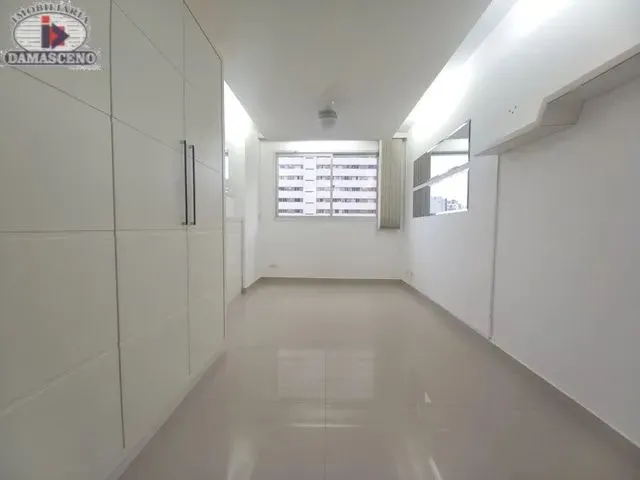 Imagem 15: Apartamento com 2 Quartos para Alugar por R$ 2000.00, 67.67 M2 - Reboucas - Curitiba/Pr