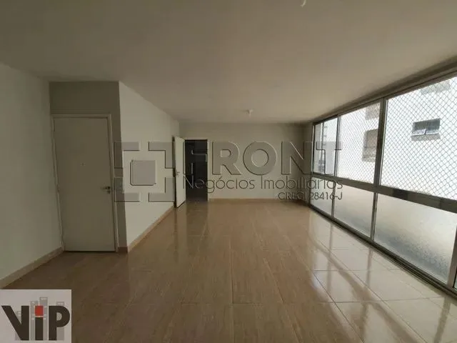 Imagem: Amplo Apto com 3 Dormitórios