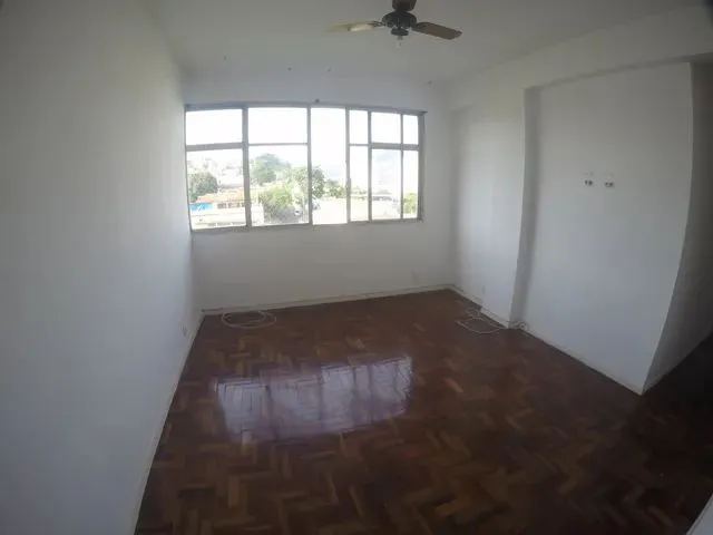 Imagem: Sala, 2 Quartos, Garagem, Próximo Metrô