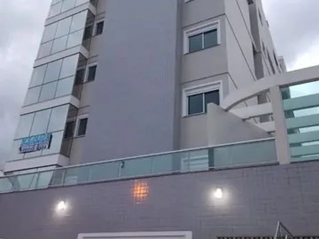 Imagem: O apartamento possui 2 Dormitórios, 1 Suíte, 2 Banheiros,