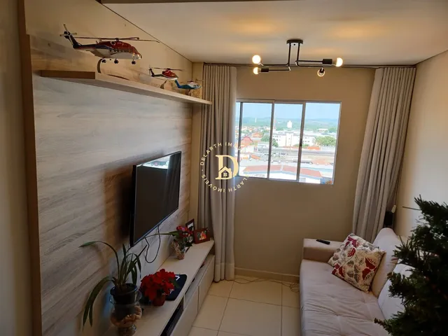 Imagem: A casa possui 3 Dormitórios, 2 Suítes, 4 Banheiros, 2