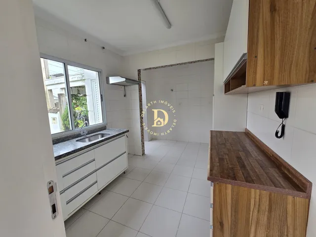 Imagem: A casa em condomínio possui 3 Dormitórios, 1 Suíte, 3