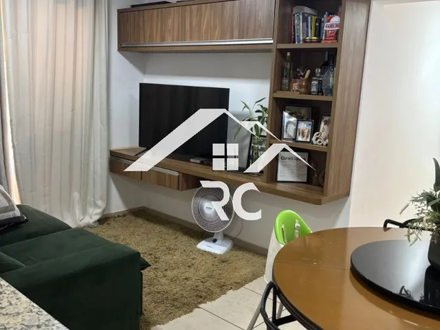 Imagem: O apartamento possui 2 Dormitórios, 1 Suíte, 2 Banheiros,
