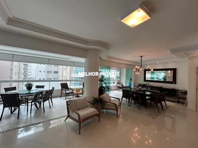 Imagem 1: Apartamento Alto Padrão á venda com 296m², com 4 suítes localizado em Meia Praia