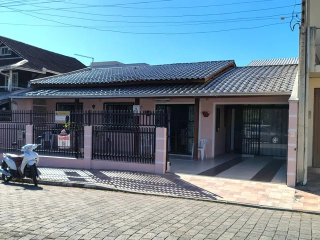 Imagem: Linda casa em Penha/SC mobiliada para morar
