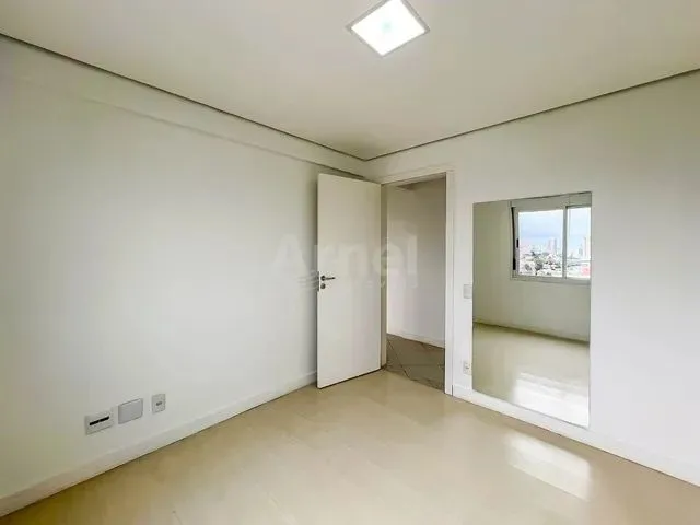 Imagem 4: Apartamento de 3 Dorm. Semi Mobiliado para Alugar no Boqueirão em Passo Fundo