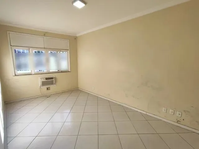Imagem: Linda Casa Linear no Centro C/ 3Qts, Send