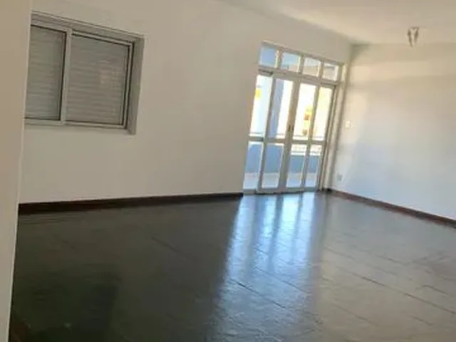 Imagem 15: Apartamento para Aluguel Possui 200 Metros Quadrados com 4 Quartos em Centro - Pouso Alegr