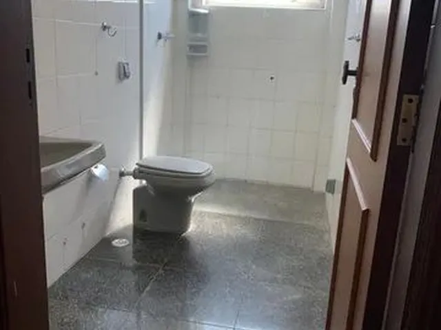 Imagem 8: Apartamento para Aluguel Possui 200 Metros Quadrados com 4 Quartos em Centro - Pouso Alegr