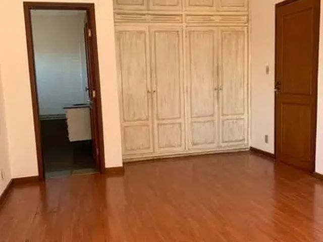 Imagem 9: Apartamento para Aluguel Possui 200 Metros Quadrados com 4 Quartos em Centro - Pouso Alegr