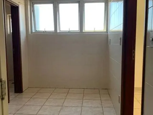 Imagem 6: Apartamento para Aluguel Possui 200 Metros Quadrados com 4 Quartos em Centro - Pouso Alegr