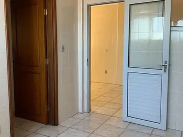 Imagem 4: Apartamento para Aluguel Possui 200 Metros Quadrados com 4 Quartos em Centro - Pouso Alegr