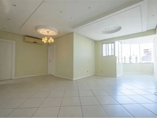 Imagem 1: Apartamento À Venda no Bairro Centro - Florianópolis/Sc