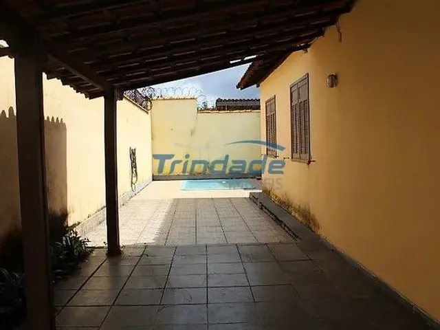 Imagem 1: Oportunidade! Casa de 3 Quartos, com Piscina e Churrasqueira, no Bairro Boa Esperança!
