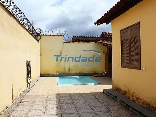 Imagem 13: Oportunidade! Casa de 3 Quartos, com Piscina e Churrasqueira, no Bairro Boa Esperança!