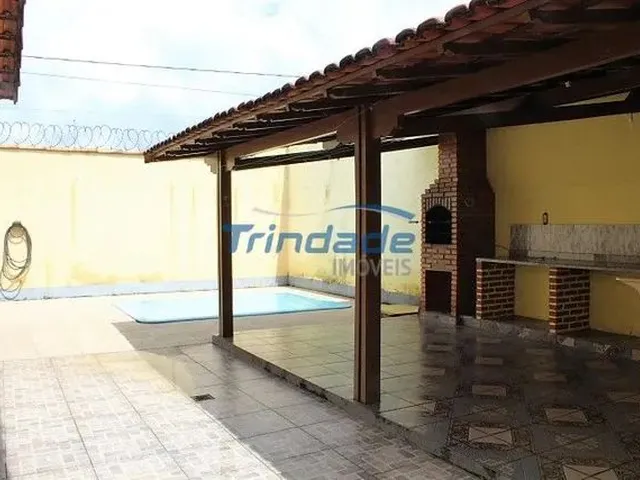 Imagem 16: Oportunidade! Casa de 3 Quartos, com Piscina e Churrasqueira, no Bairro Boa Esperança!