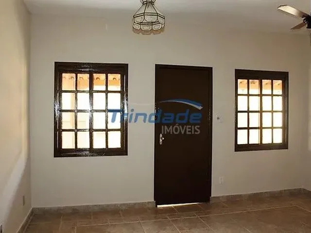 Imagem 11: Oportunidade! Casa de 3 Quartos, com Piscina e Churrasqueira, no Bairro Boa Esperança!