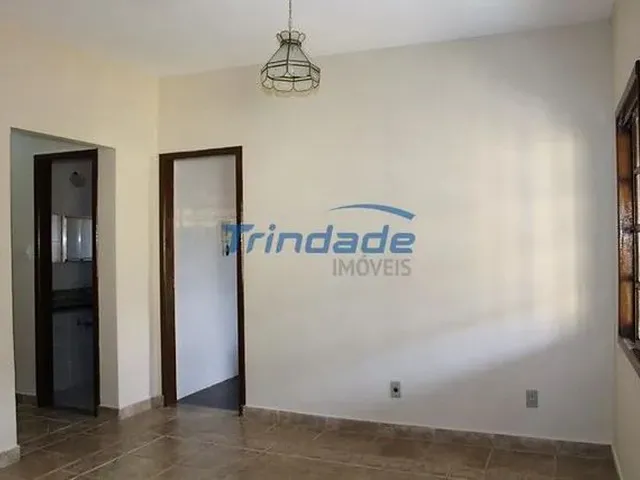 Imagem 14: Oportunidade! Casa de 3 Quartos, com Piscina e Churrasqueira, no Bairro Boa Esperança!