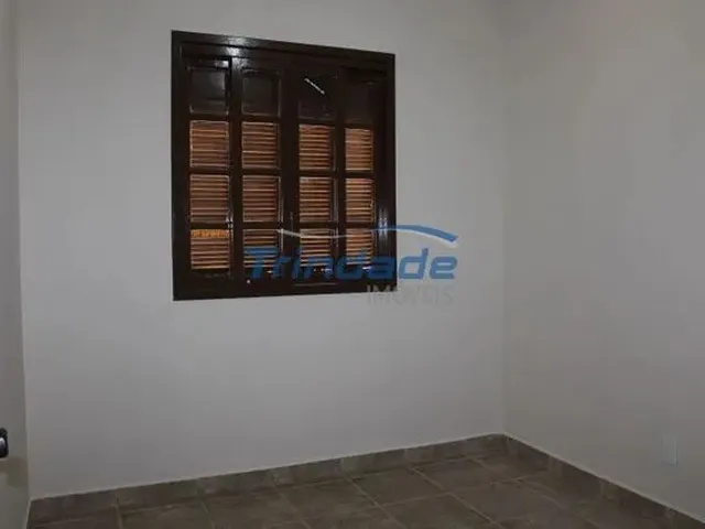 Imagem 4: Oportunidade! Casa de 3 Quartos, com Piscina e Churrasqueira, no Bairro Boa Esperança!