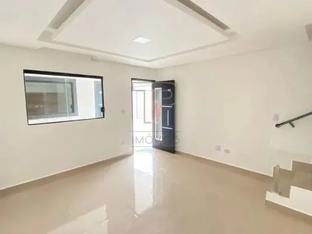 Imagem: A casa em condomínio possui 3 Dormitórios, 2 Banheiros, 1