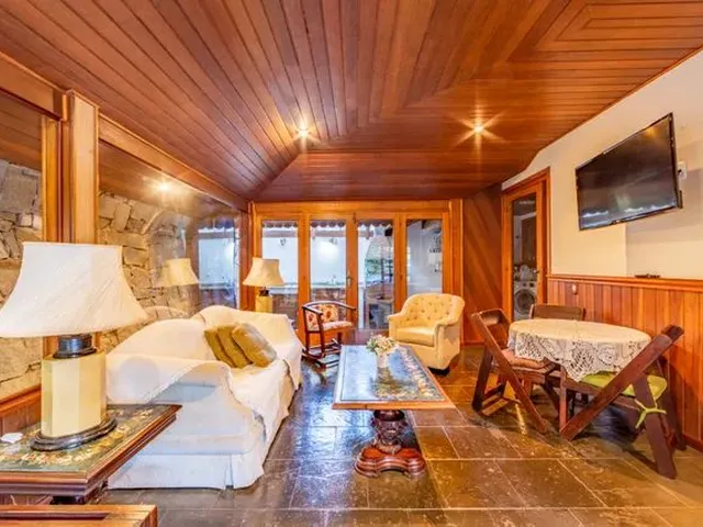 Imagem 5: Cód.: 698 - Uma Casa no Paraíso Natural de Teresópolis, o Bairro Quebra Frascos