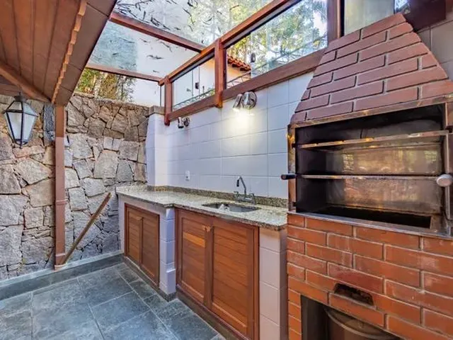 Imagem 15: Cód.: 698 - Uma Casa no Paraíso Natural de Teresópolis, o Bairro Quebra Frascos