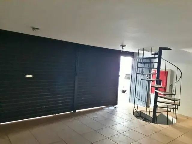 Imagem 6: Vendo Loja Scrn 704/705 Bloco F