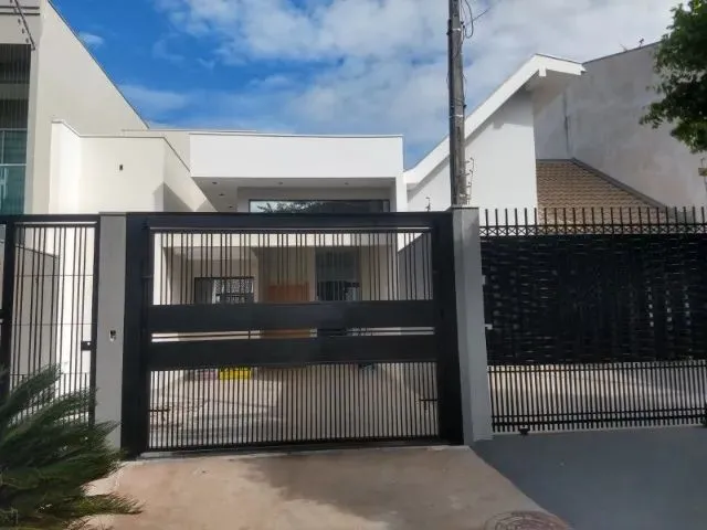 Imagem: Casa em Alto Padrão em Fase de Acabamento