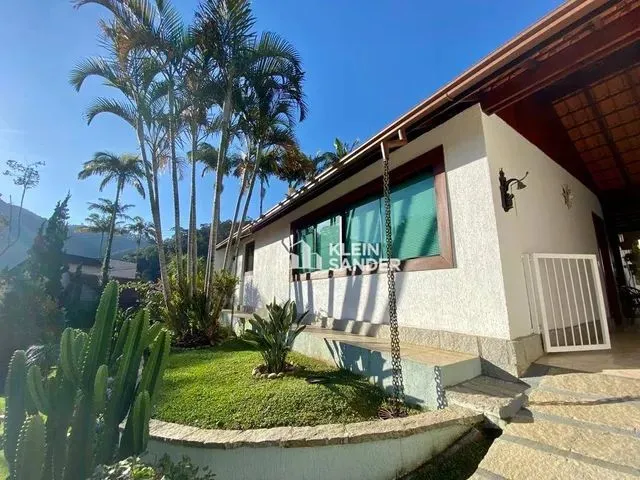 Imagem: Casa com 4 Dormitórios À Venda, 118 M²