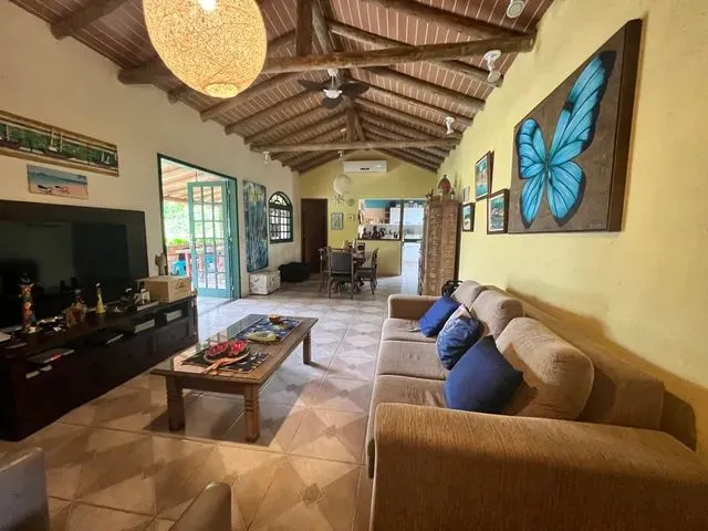 Imagem 11: Casa para Venda Tem 266 Metros Quadrados com 5 Quartos em Bracuí (Cunhambebe) - Angra Dos