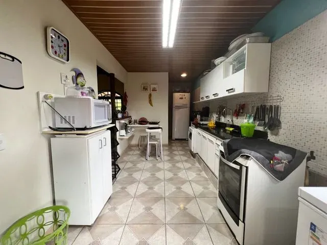 Imagem 12: Casa para Venda Tem 266 Metros Quadrados com 5 Quartos em Bracuí (Cunhambebe) - Angra Dos