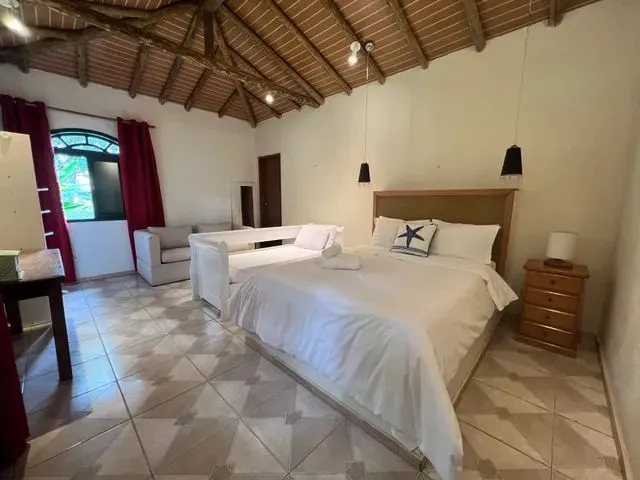 Imagem 3: Casa para Venda Tem 266 Metros Quadrados com 5 Quartos em Bracuí (Cunhambebe) - Angra Dos