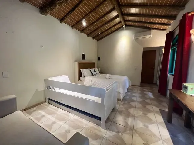 Imagem 5: Casa para Venda Tem 266 Metros Quadrados com 5 Quartos em Bracuí (Cunhambebe) - Angra Dos
